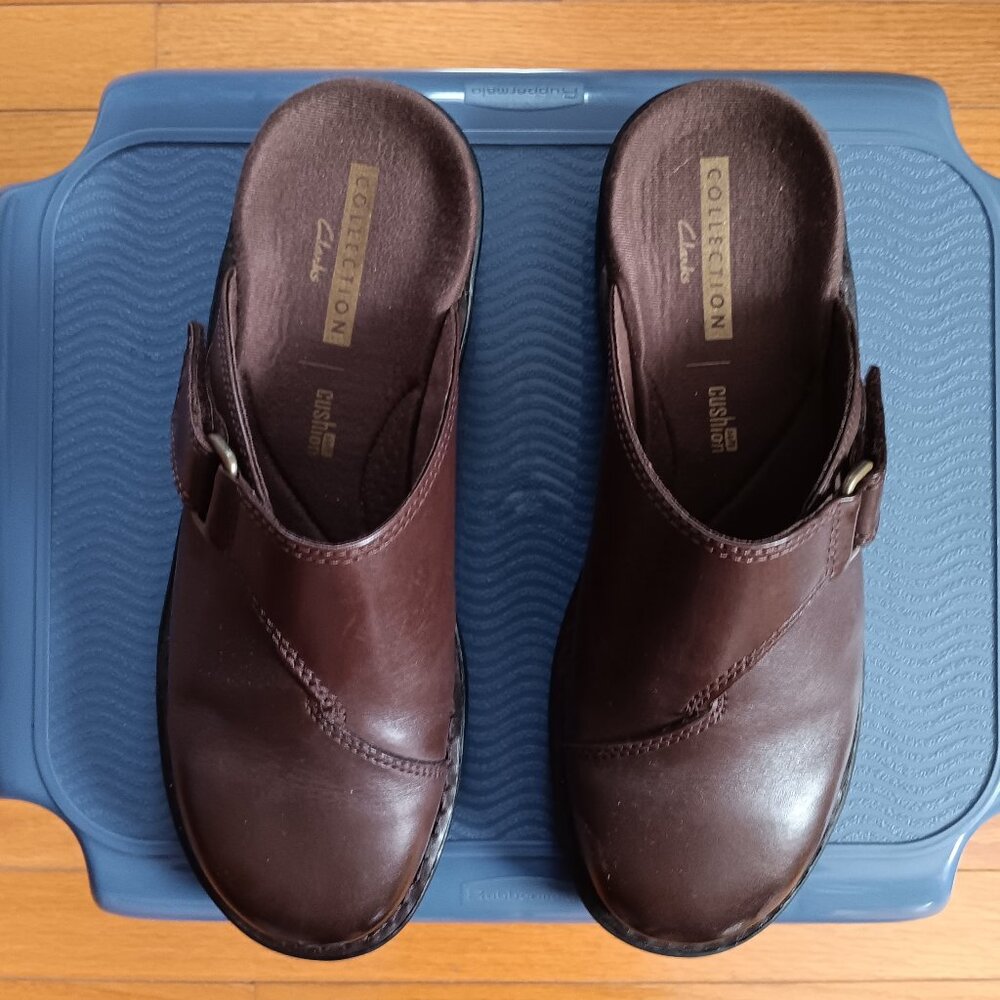 Clarks leather mules, size 7 (Never worn)